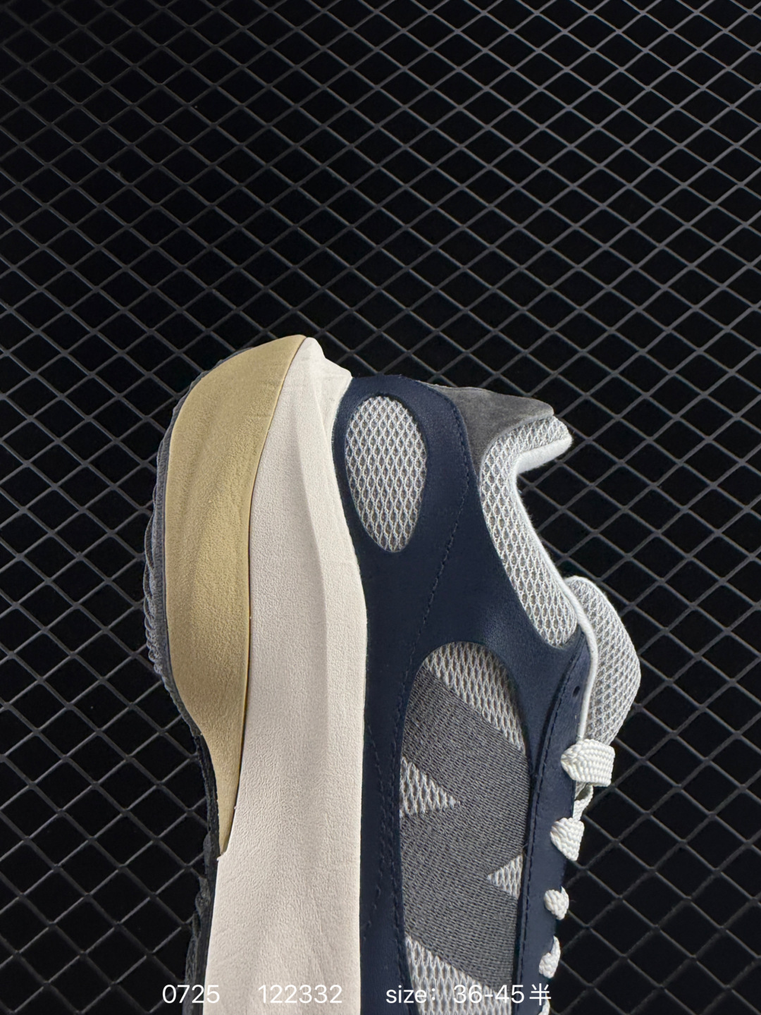 New Balance Warped Runner UWRPOMOB